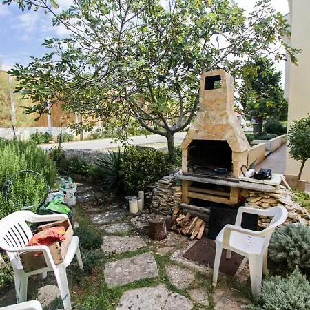 Appartement Irena Punta Skala *