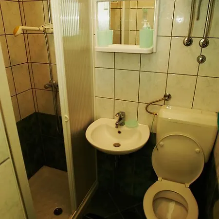 Irena Punta Skala Apartament *